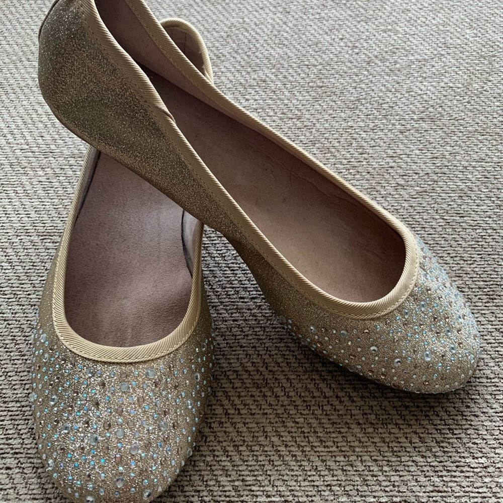 Women’s flats